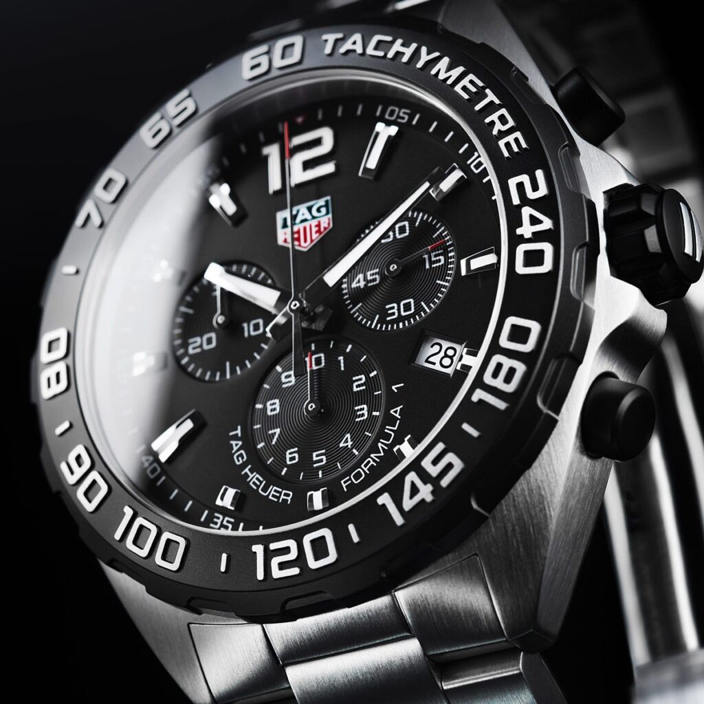 ساعت تگ هویر